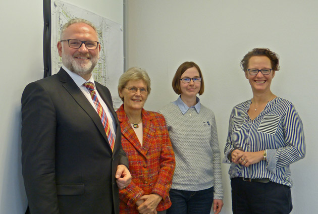 Spenden-Runde mit Stephan Hof, Ingeborg Hilger, Kirsten Josefczak und Astrid Herrmann v.l.