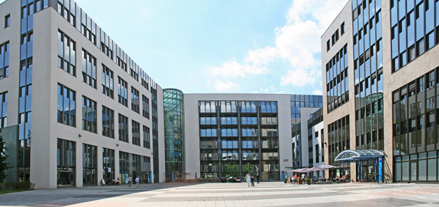 Piazza-Perspektiven im Gewerbepark Regensburg